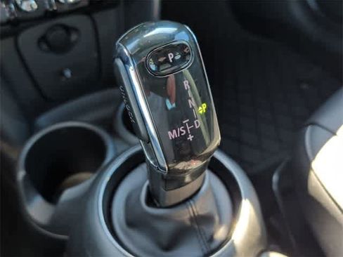 Used 2020 MINI Cooper 2-Door Hardtop image 27