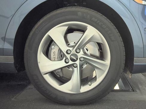 Used 2026 Genesis GV70 2.5T Advanced AWD/4WD image 8