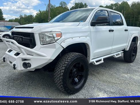Used 2015 Toyota Tundra SR5 w/ SR5 Upgrade Package AWD/4WD image 13
