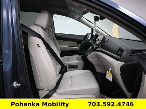 Used 2026 Honda Odyssey EX-L image 24