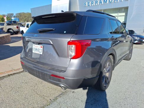 Used 2023 Ford Explorer XLT w/ Equipment Group 202A image 5