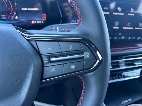 New 2026 Chevrolet Traverse RS w/ LPO, Floor Liner Package image 18