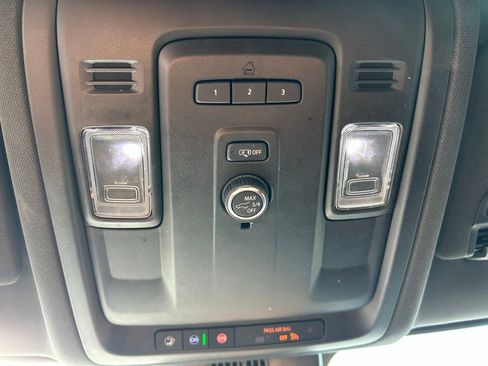 Used 2024 Chevrolet Tahoe LT AWD/4WD image 35