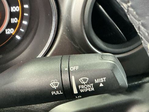 Used 2022 Jeep Wrangler Unlimited Sport image 15