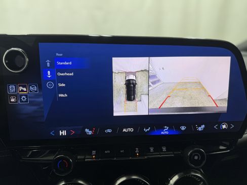 Used 2024 Chevrolet Blazer EV LT image 18