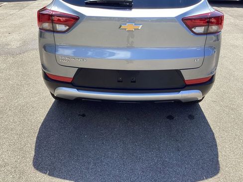 Used 2023 Chevrolet TrailBlazer LT w/ Convenience Package AWD/4WD image 22