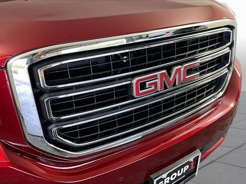 Used 2018 GMC Yukon SLT w/ Open Road Package RWD image 28