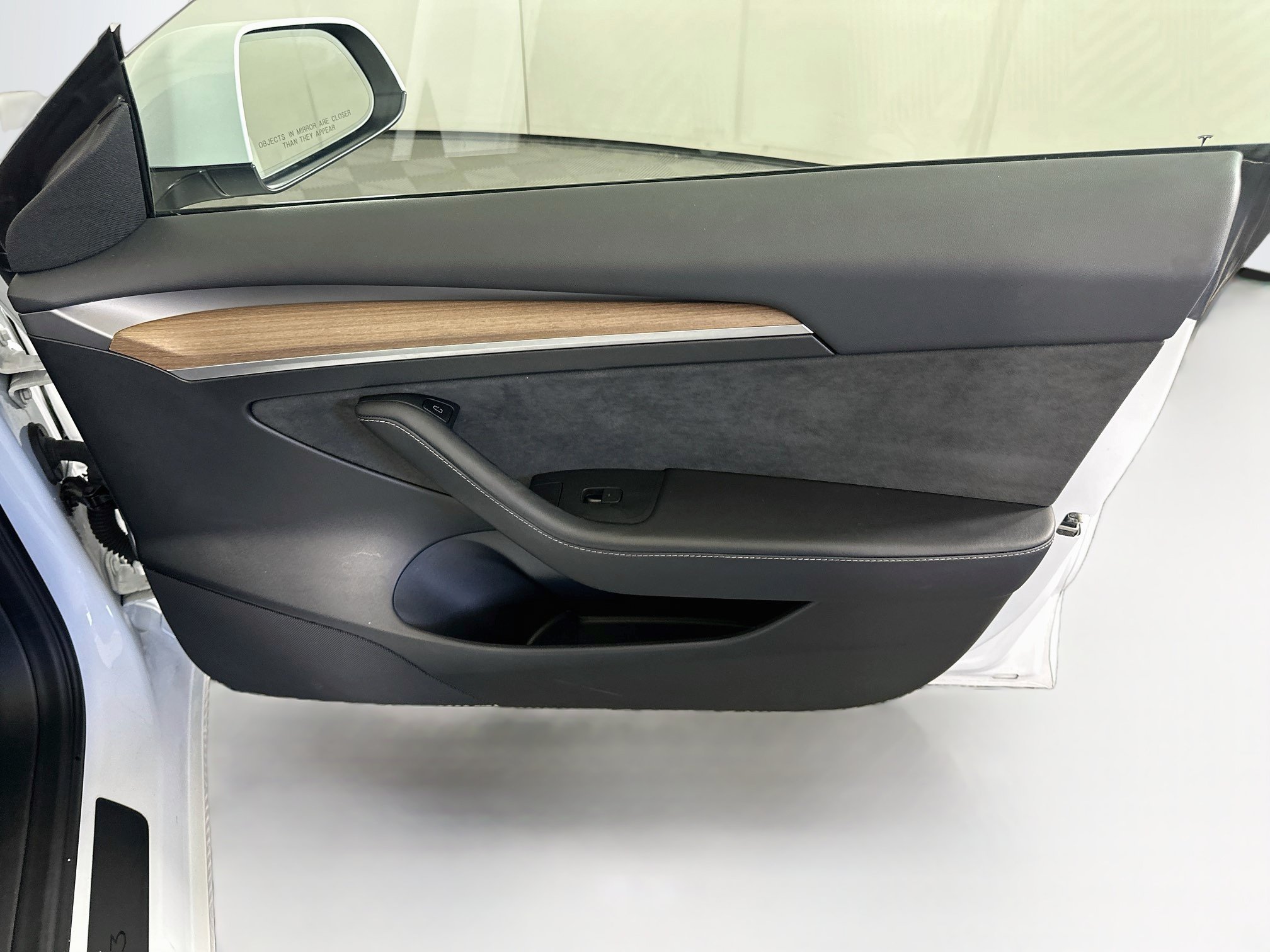 Used 2023 Tesla Model 3 Standard Range RWD image 32
