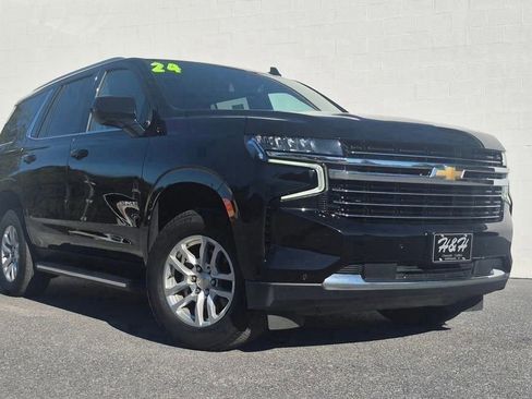 Used 2024 Chevrolet Tahoe LT image 2
