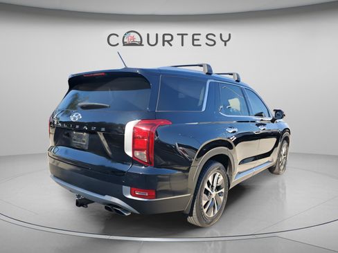 Used 2021 Hyundai Palisade SEL w/ Cargo Package FWD image 3
