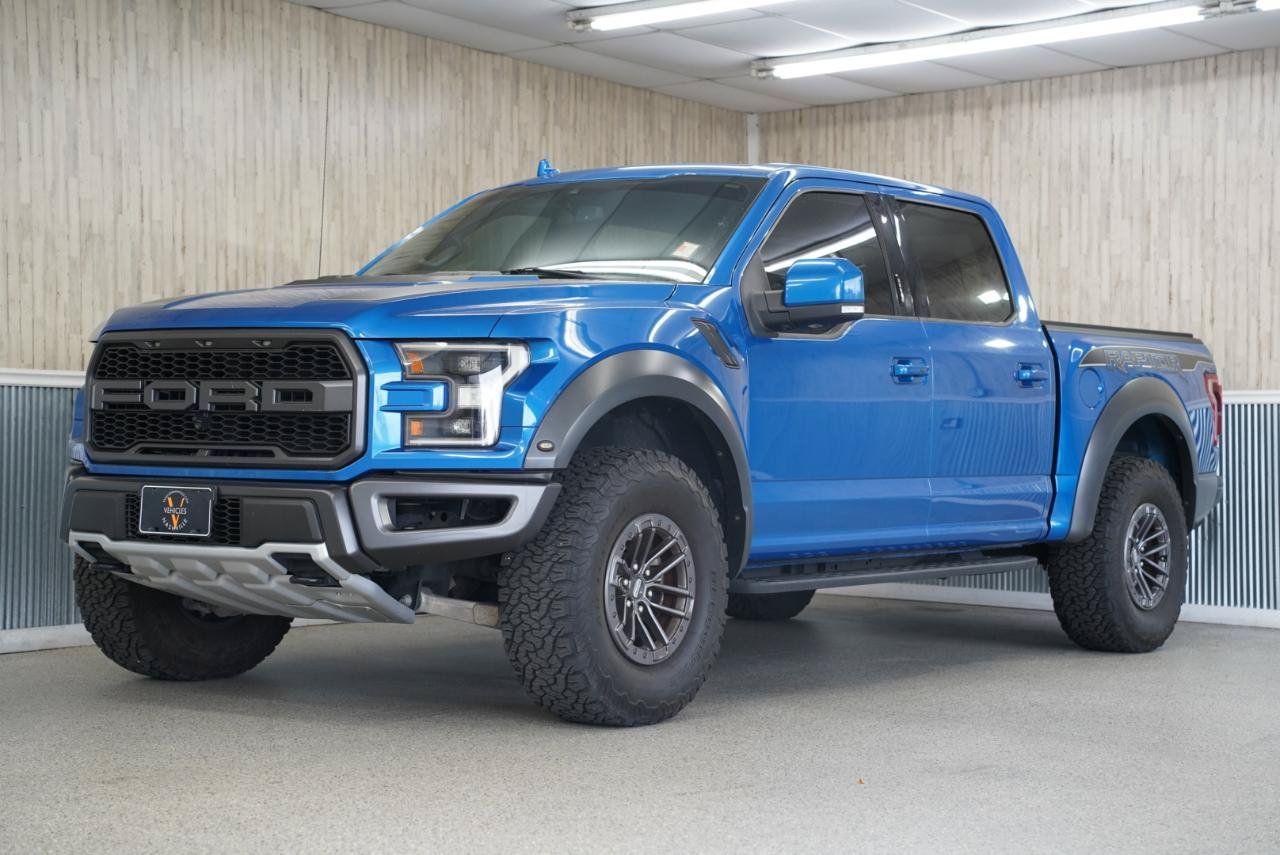 Used 2019 Ford F150 Raptor w/ Equipment Group 802A Luxury AWD/4WD image 4