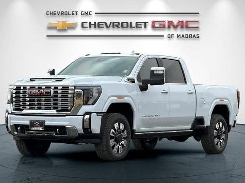 New 2026 GMC Sierra 2500 Denali w/ Denali Reserve Package AWD/4WD image 7