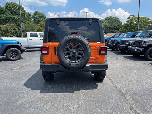 New 2025 Jeep Wrangler Sport S image 5