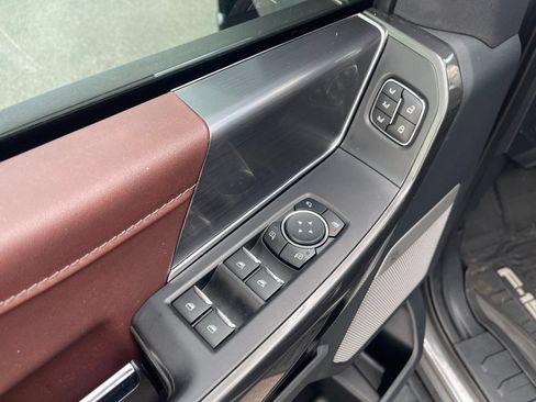 Used 2023 Ford F150 Lariat AWD/4WD image 13
