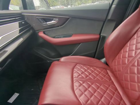 Used 2021 Audi SQ7 Premium Plus AWD/4WD image 18