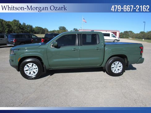 Used 2022 Nissan Frontier SV image 6