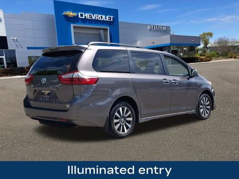 Used 2019 Toyota Sienna XLE w/ XLE Navigation Package AWD/4WD image 26