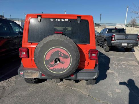 Used 2019 Jeep Wrangler Unlimited Sahara w/ Uconnect 4C Nav & Sound Group image 7