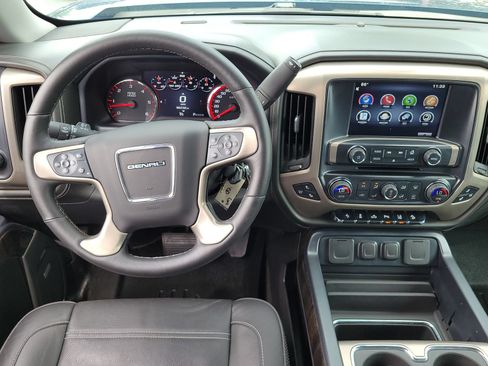 Used 2015 GMC Sierra 1500 Denali AWD/4WD image 9
