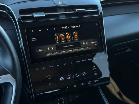 Used 2022 Hyundai Tucson Limited image 27