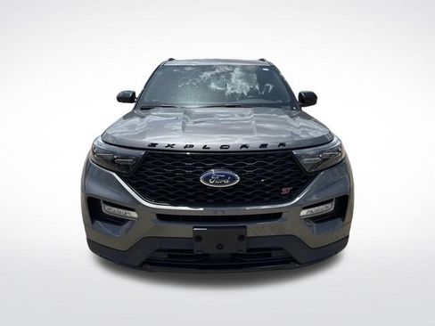 Used 2024 Ford Explorer ST AWD/4WD image 3