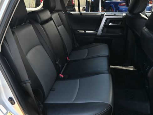 Used 2021 Toyota 4Runner SR5 Premium w/ Moonroof Package AWD/4WD image 19