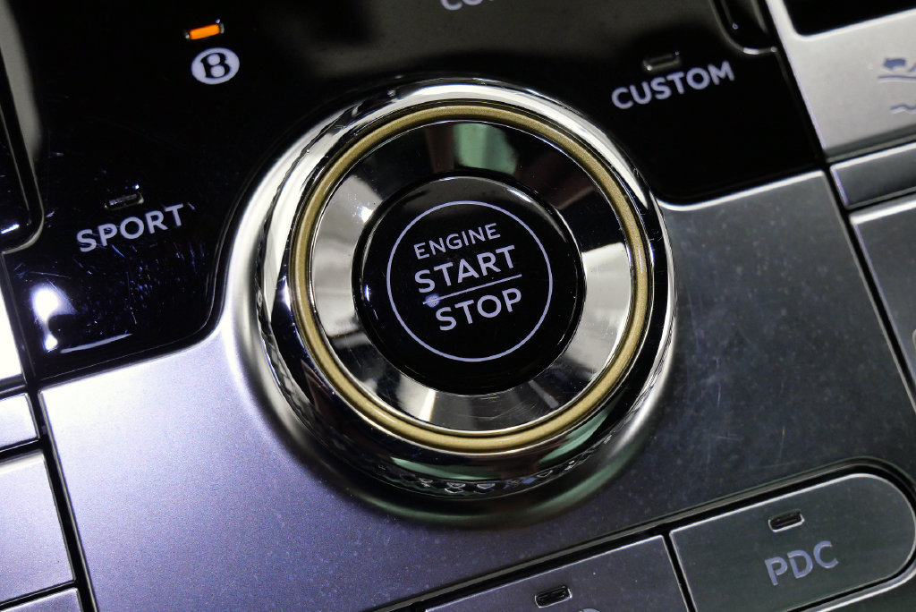 Used 2021 Bentley Continental GT AWD/4WD image 30