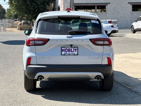 New 2025 Ford Escape Active w/ Active Premium Tech Pack image 4