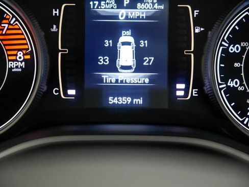 Used 2020 Jeep Cherokee Latitude Plus AWD/4WD image 21