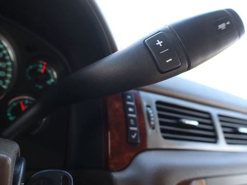 Used 2010 Chevrolet Silverado 2500 LTZ w/ Suspension Package, Off-Road image 33