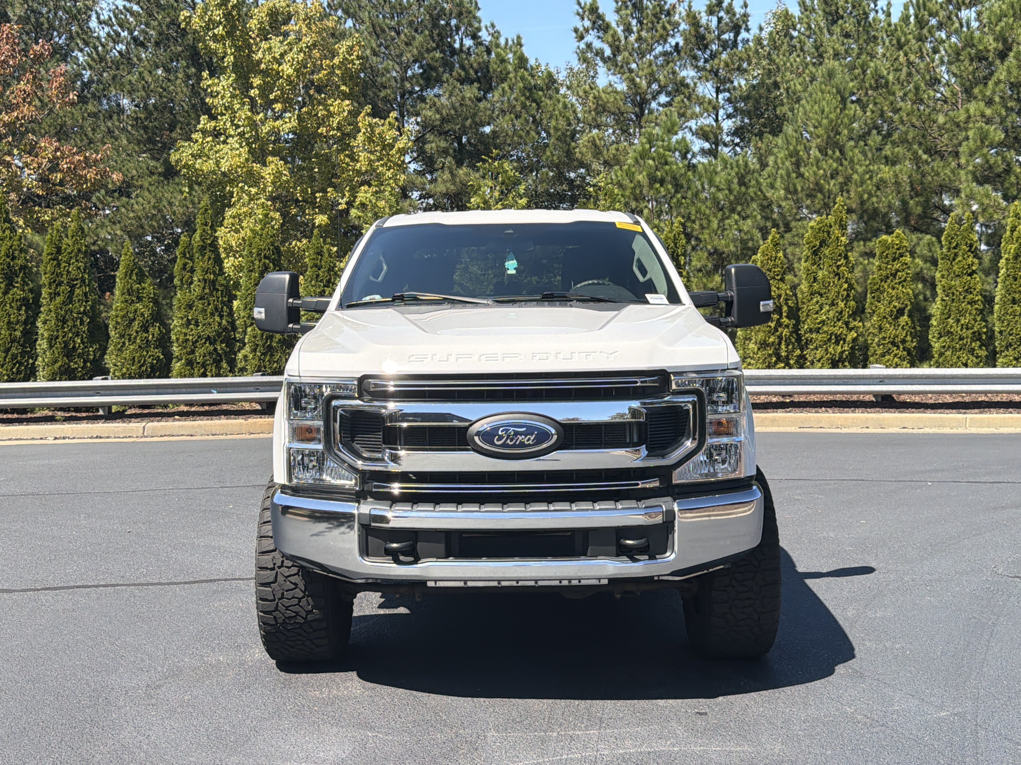 Used 2021 Ford F250 XLT w/ FX4 Off-Road Package AWD/4WD image 9