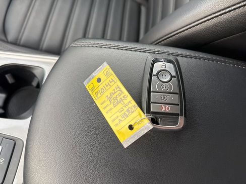 Used 2024 Ford Edge SEL w/ Convenience Package image 22