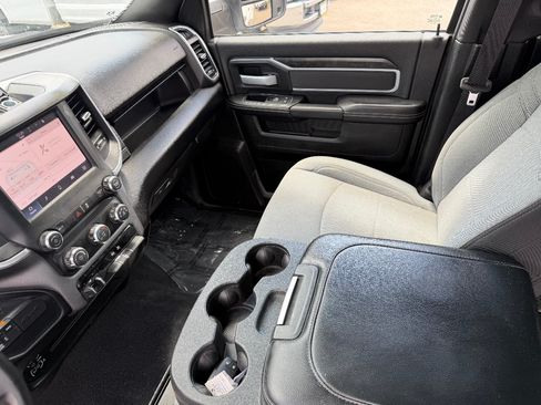 Used 2024 RAM 3500 Big Horn AWD/4WD image 25