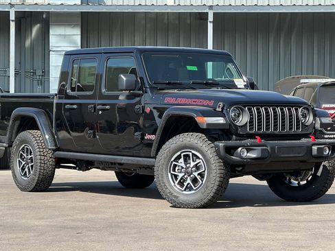 New 2026 Jeep Gladiator Rubicon w/ Steel Bumper Group image 2