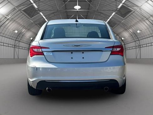 Used 2012 Chrysler 200 Limited w/ Sun/Sound Group image 4