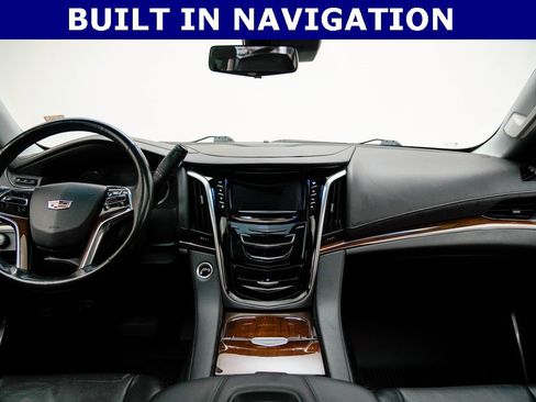 Used 2019 Cadillac Escalade ESV Luxury image 9