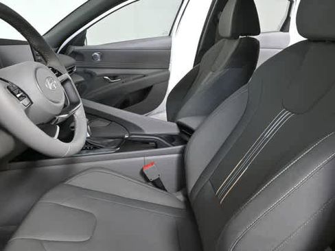 New 2026 Hyundai Elantra Sport image 30