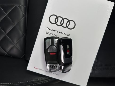 Used 2020 Audi SQ5 Premium Plus w/ Premium Plus Package image 37