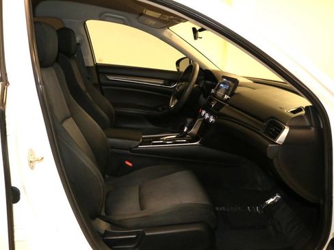 Used 2019 Honda Accord LX image 19