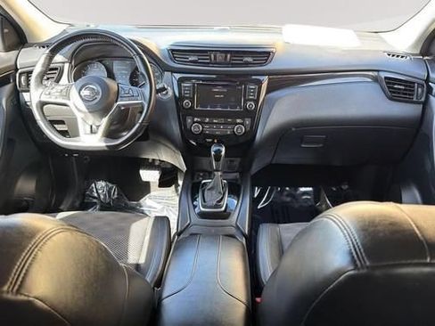 Used 2022 Nissan Rogue Sport SV w/ Technology Package AWD/4WD image 10