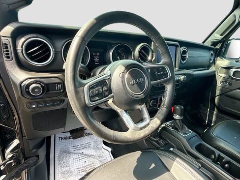 Used 2023 Jeep Wrangler Unlimited Sahara w/ Cold Weather Group AWD/4WD image 12
