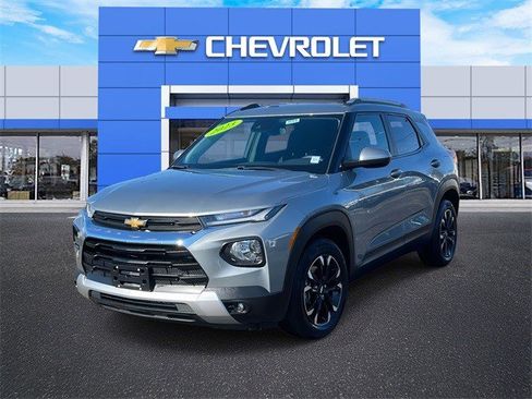 Certified 2023 Chevrolet TrailBlazer LT image 2