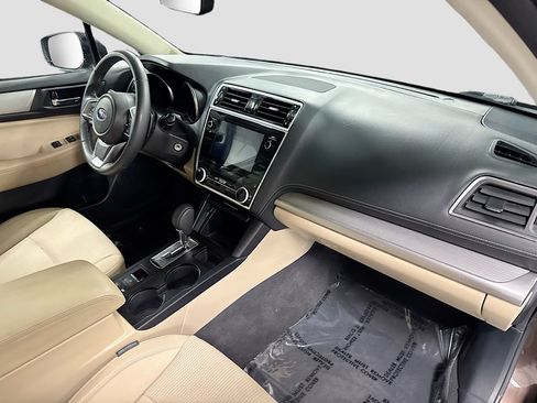 Used 2019 Subaru Outback 2.5i Premium AWD/4WD image 26