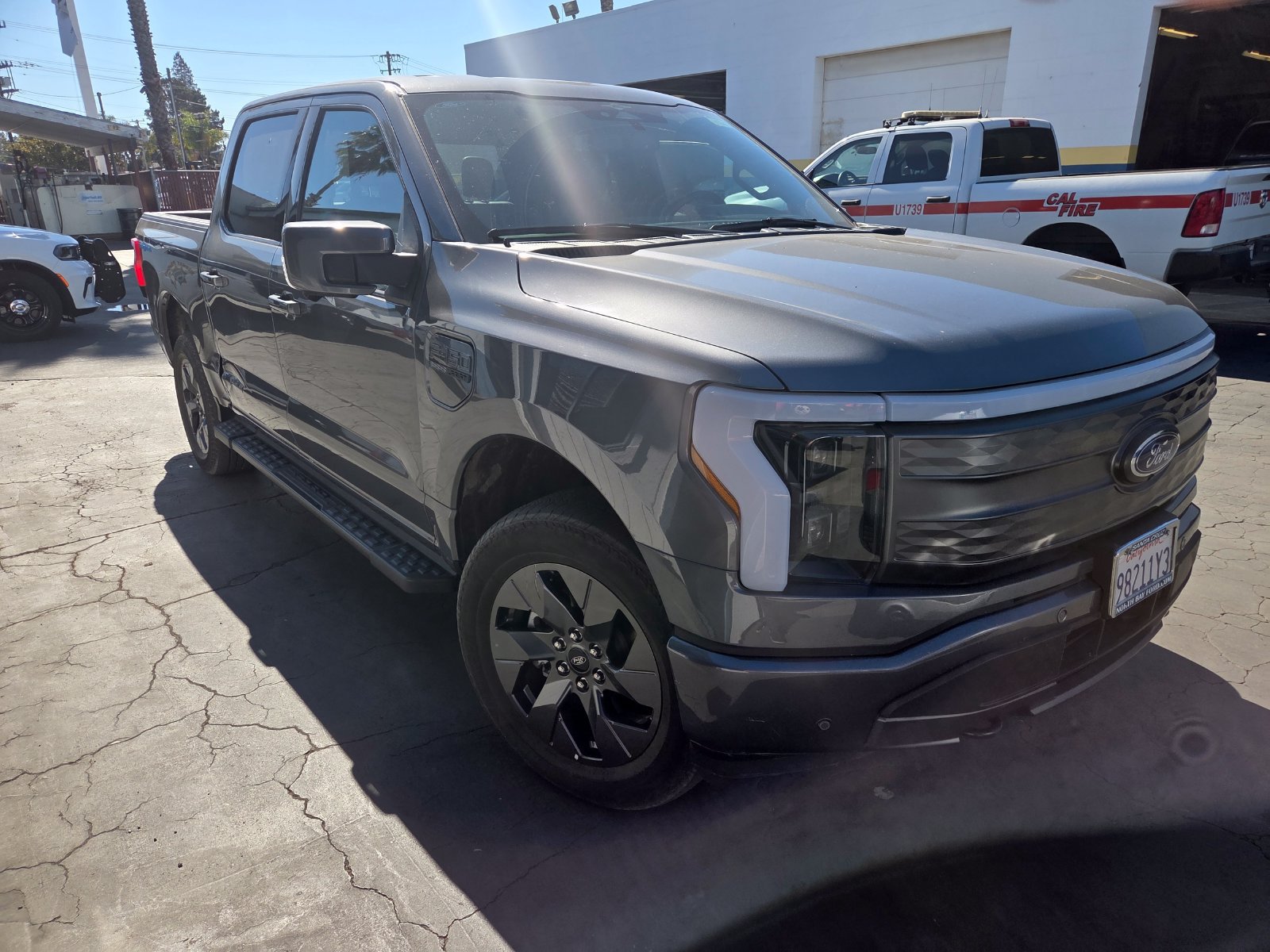 Used 2023 Ford F150 Lightning Lariat AWD/4WD 360° Tour