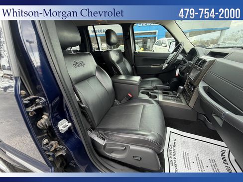 Used 2012 Jeep Liberty Limited Jet w/ Comfort/Convenience Group image 27