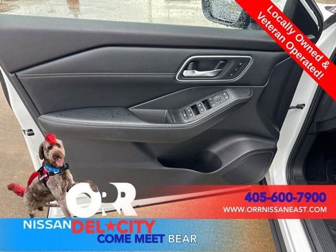 Used 2026 Nissan Rogue Platinum w/ Platinum Premium Package AWD/4WD image 32