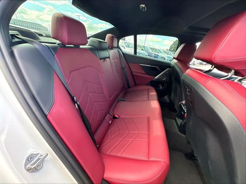 Used 2024 BMW i5 eDrive40i w/ M Sport Package RWD image 25