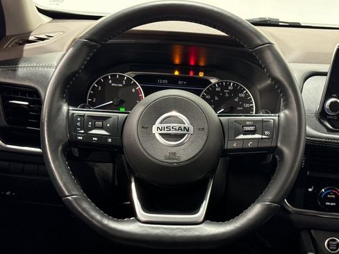 Used 2021 Nissan Rogue S image 4