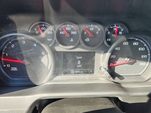 Used 2024 Chevrolet Silverado 2500 Custom w/ Custom Value Package image 37