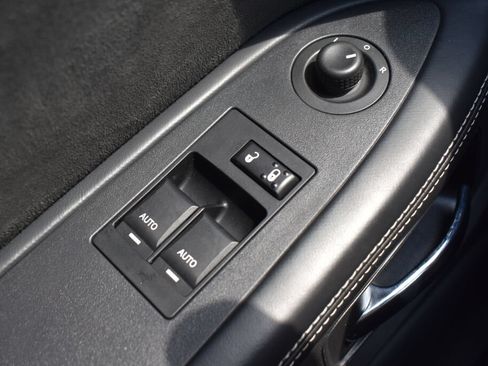 Used 2010 Dodge Challenger SRT8 w/ SRT Option Group II RWD image 16